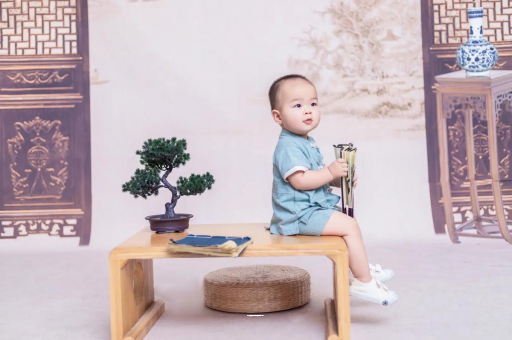 厦门孕妇肚子上的黑线