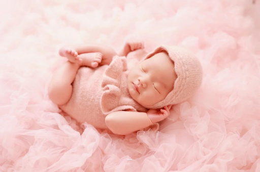 厦门宝宝吃手是饿了吗 厦门宝宝吃手是饿了吗